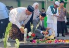 Wapres Gibran Ziarah ke Makam K.H. Abdul Wahab Chasbullah dan Hadiri Haul ke-55 di Jombang